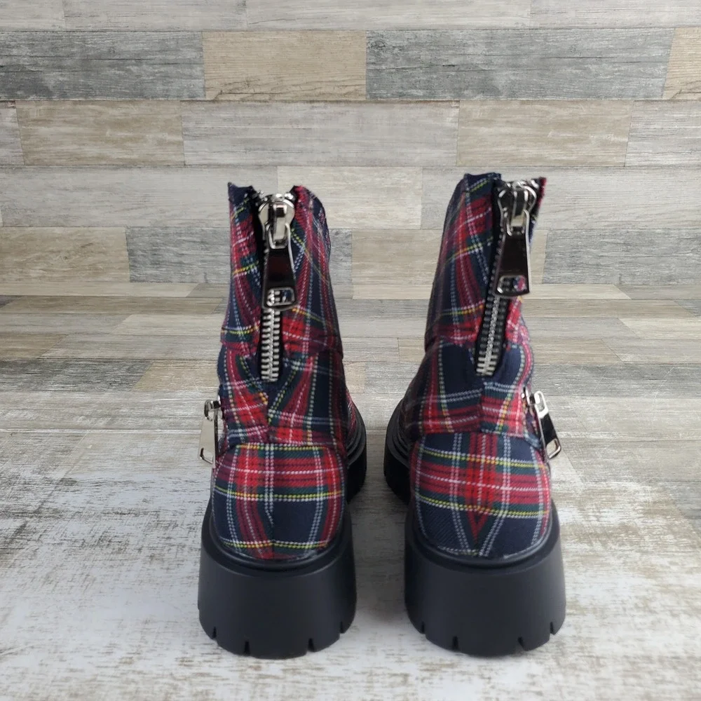 Azalea Wang Mohsen Womens Lug Sole Bootie Boots Sz 8 W Red Tartan Plaid Comfort